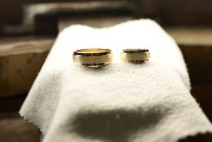 オリジナルの結婚指輪製を制作進行_天白区_アートジュエリー緑