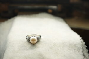結婚式に間に合うように指輪のサイズ直し_真珠の指輪_天白区_アートジュエリー緑