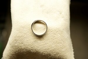お持込み結婚指輪の変形とポリッシング加工修理_天白区_アートジュエリー緑