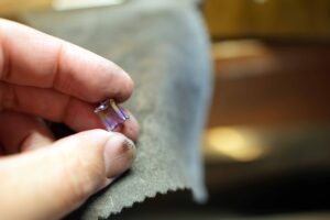 受け継がれた想いを、毎日に寄り添うかたちへ_天白区_アートジュエリー緑制作進行 (5)