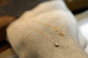 思い出を胸に、受け継ぐジュエリー_ 天白区_アートジュエリー緑制作進行